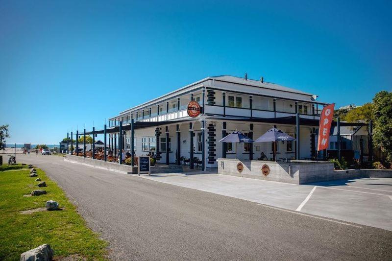 The Pier Hotel 카이코라 외부 사진